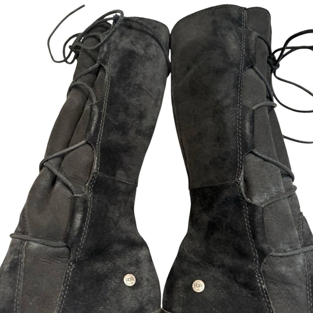 UGG Australia Elsey Black Suede Lace Up Wedge
Winter Boots 5596, Sz 7 - Picture 10 of 16